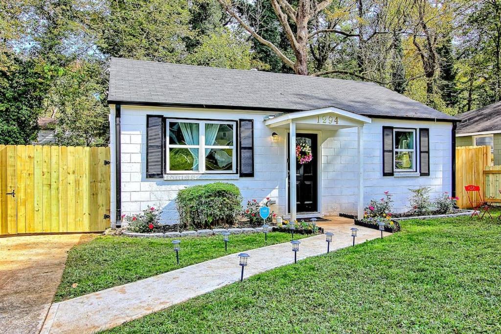 West End Bungalow Perfect To Work, Play, & Escape Atlanta Exteriér fotografie