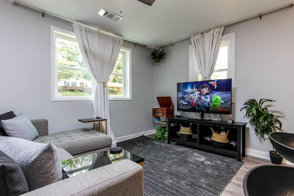 West End Bungalow Perfect To Work, Play, & Escape Atlanta Exteriér fotografie