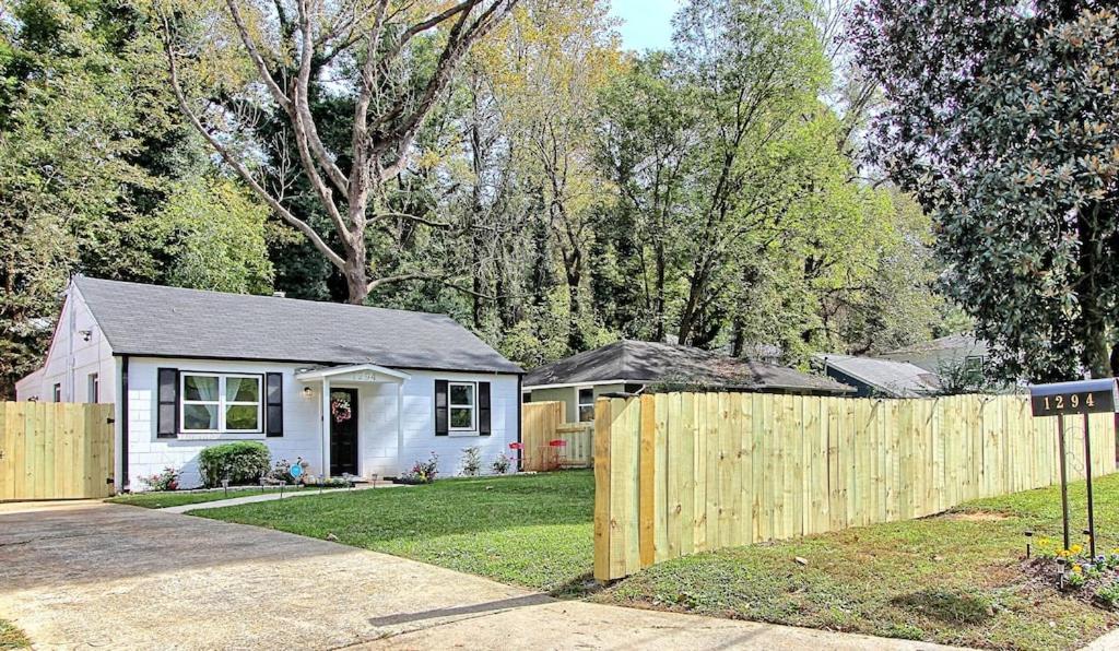 West End Bungalow Perfect To Work, Play, & Escape Atlanta Exteriér fotografie
